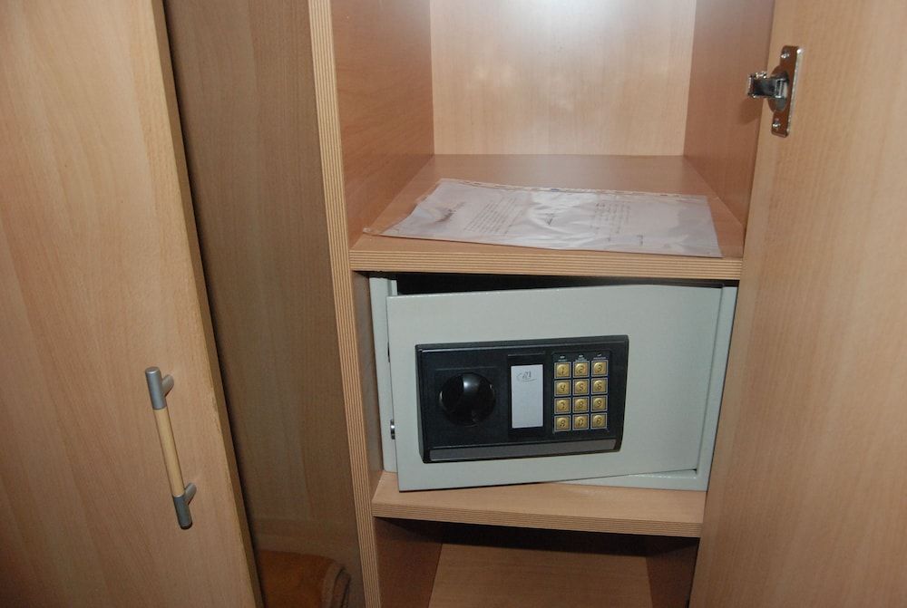 Hotel La Princesse Double or Twin Room 5