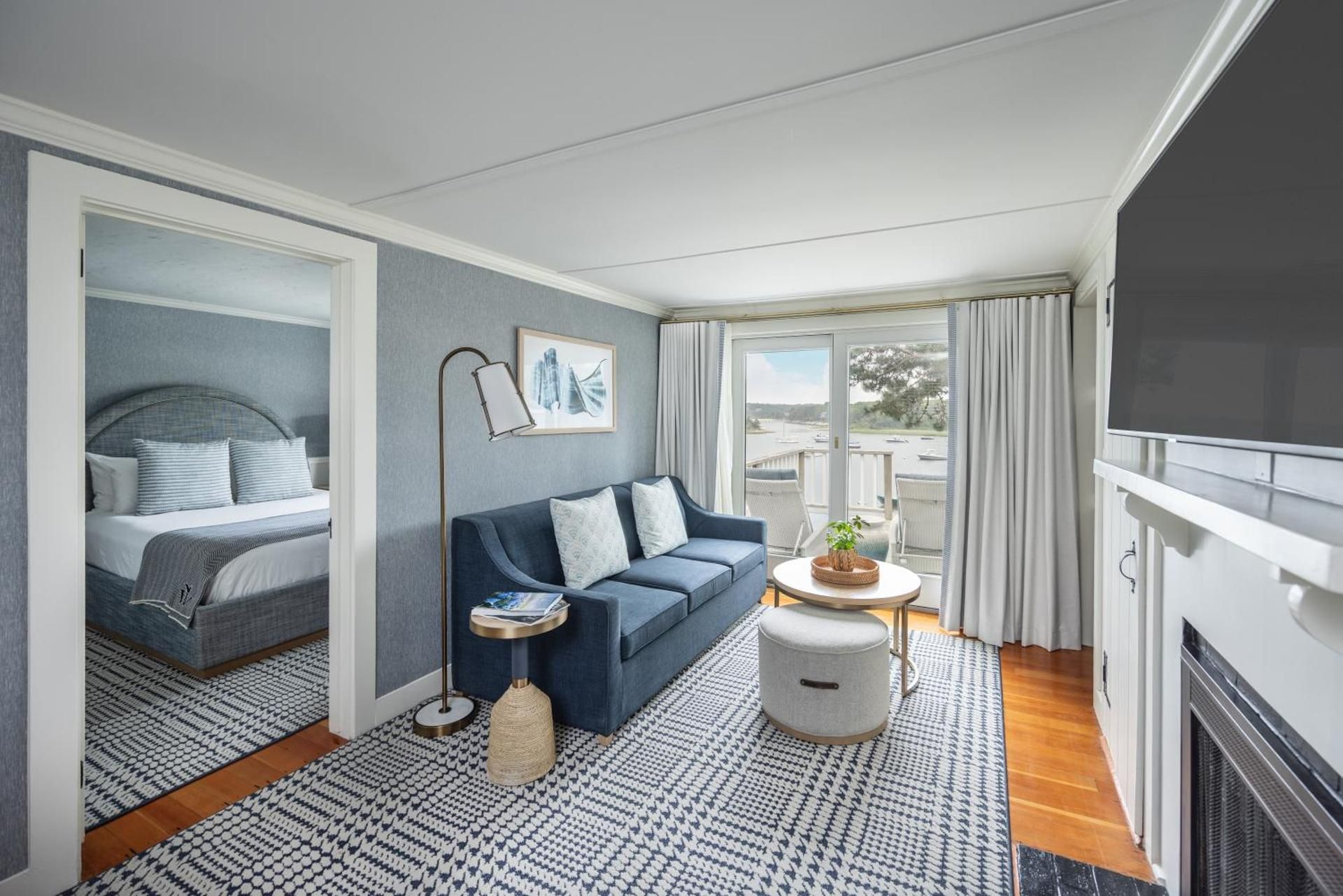 Queen Room with Balcony