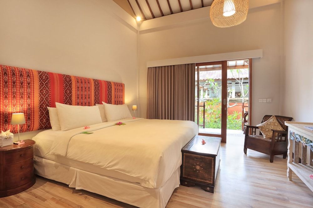 Puri Mas Boutique Resort & Spa Quirky Garden Room 3