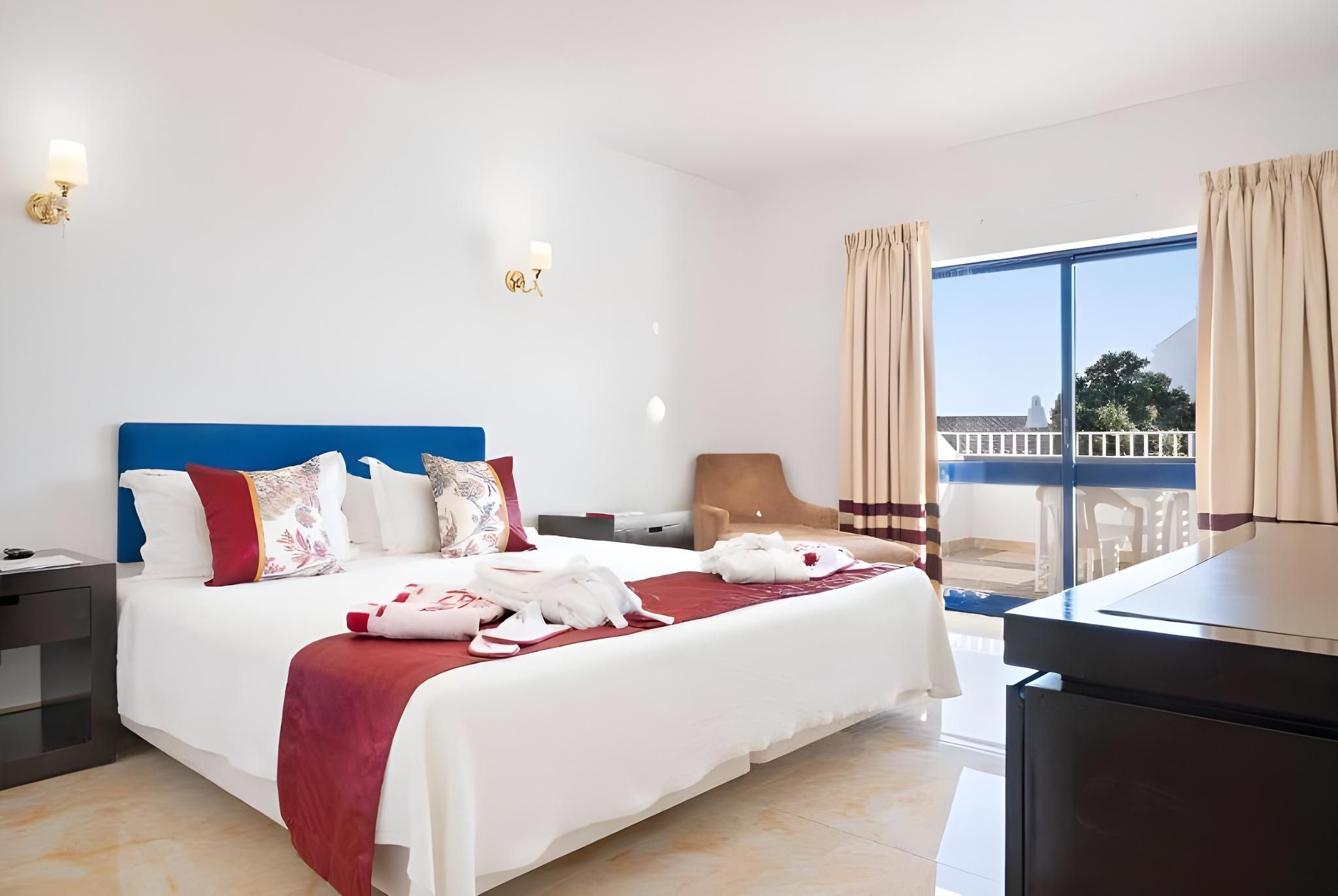 Grand Muthu Oura View Beach Club Deluxe Hotel Room 4