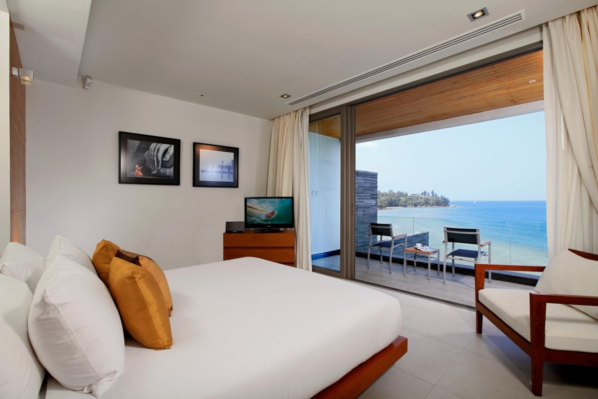 5-Bedroom Beachfront Villa
