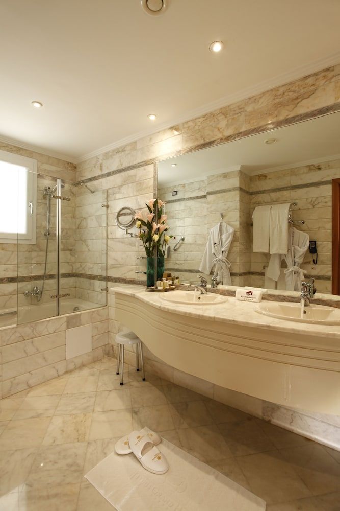 Tunis Grand Hotel Superior Double or Twin Room 7