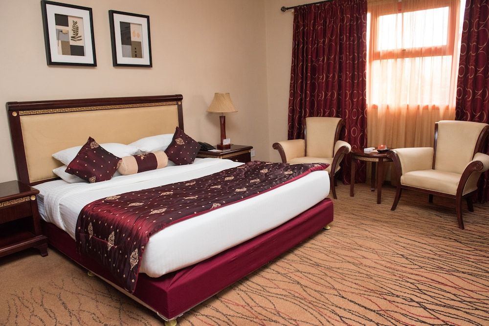 Crossroads Hotel Lilongwe Deluxe Room 3