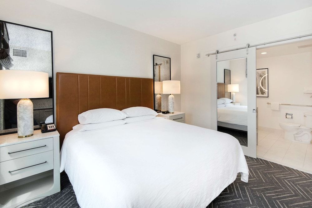 Room, 1 King Bed, Accessible, Non Smoking