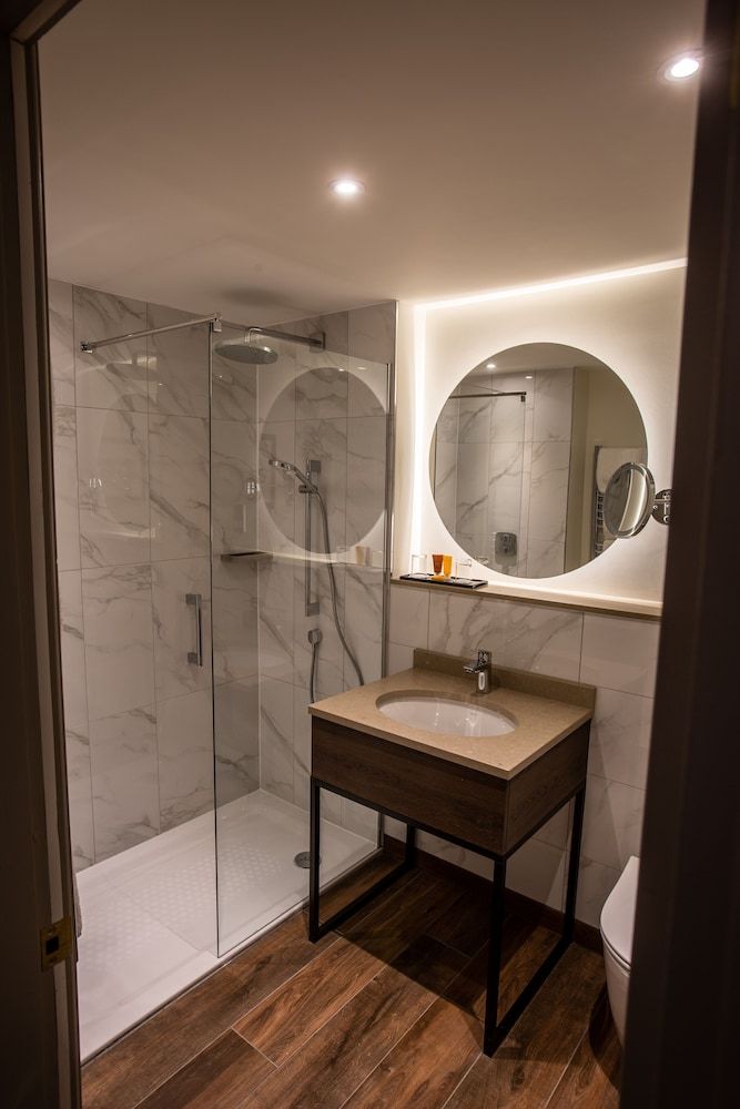 Lea Marston Hotel Executive Double Room 6