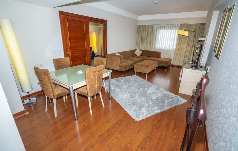 Anemon Grand Eskisehir Hotel Executive Suite 3