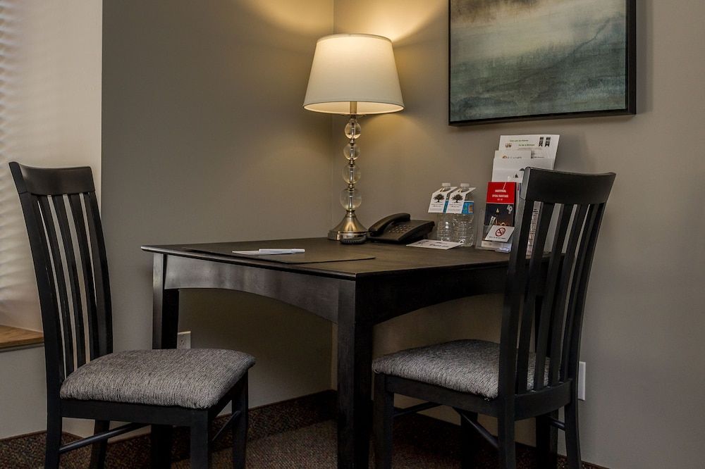 undefined Auberge de La Fontaine 3