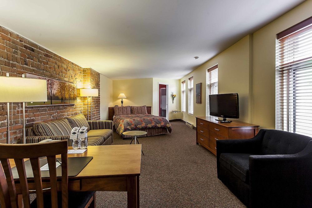 undefined Auberge de La Fontaine 5