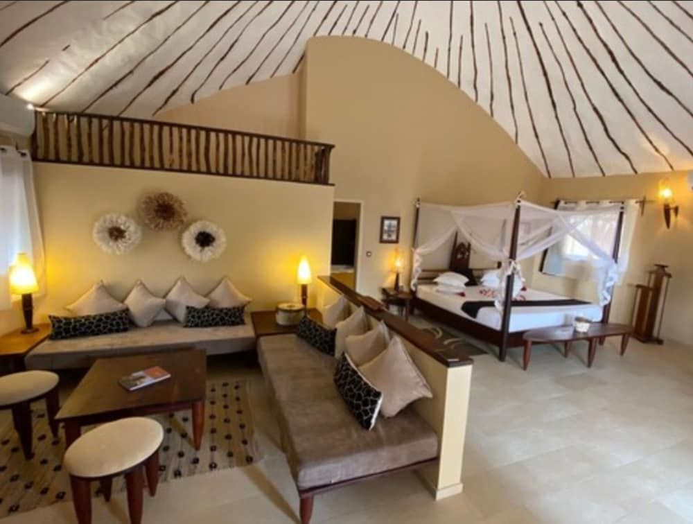 Exclusive Suite, 1 Double Bed, Beach View (Prestige)