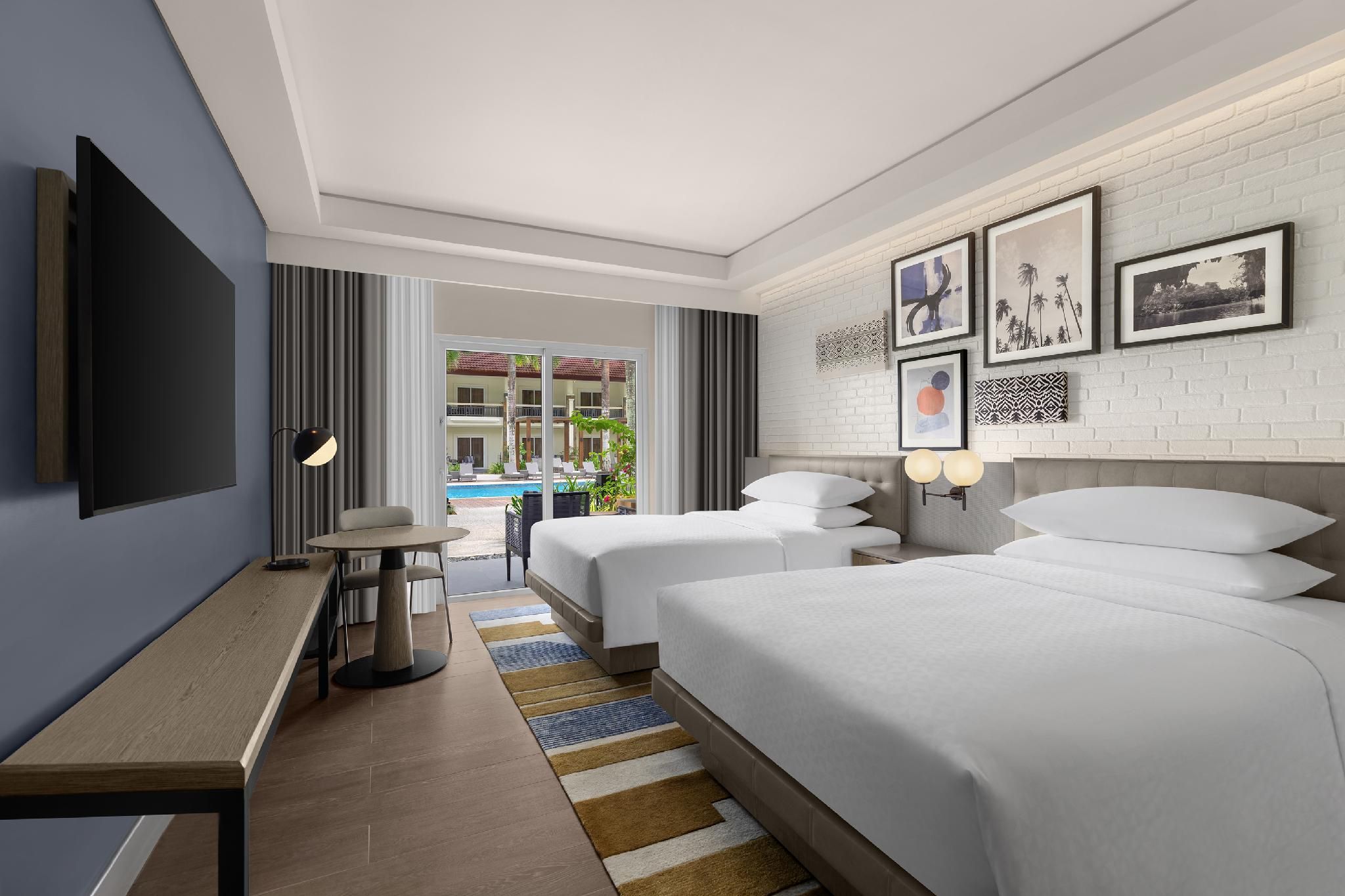 Deluxe, Guest room, 2 Double, Pool view, Balcony