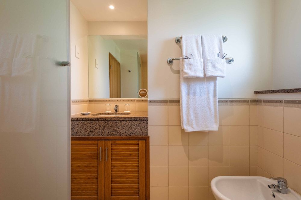 Vale d'Oliveiras Quinta Resort & Spa Family Apartment, 1 Bedroom, Garden View 2