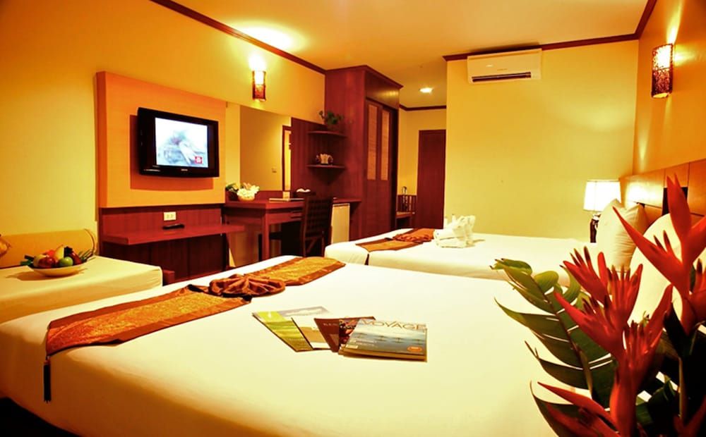 Fanari Khaolak Resort - Courtyard Zone Deluxe Room, Pool View, Courtyard Area 6