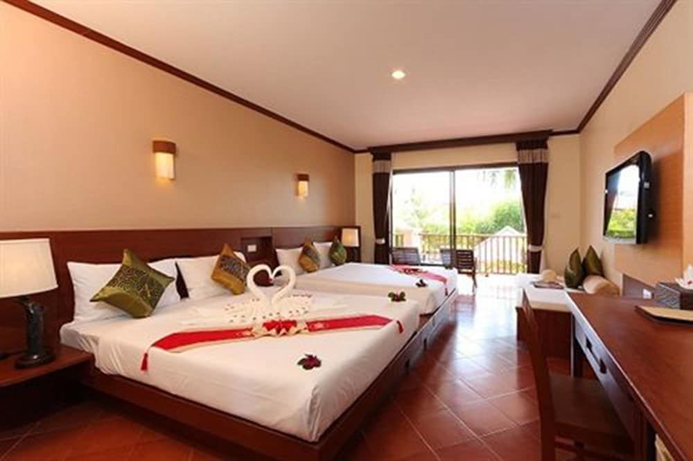 Fanari Khaolak Resort - Courtyard Zone