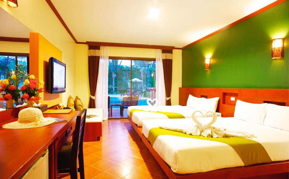 Fanari Khaolak Resort - Courtyard Zone Deluxe Room, Pool Access, Courtyard Area 3