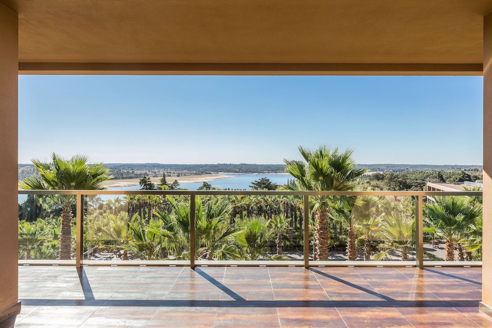 AP Lago Montargil Conference & Spa Suite, Lake View (Master) 8