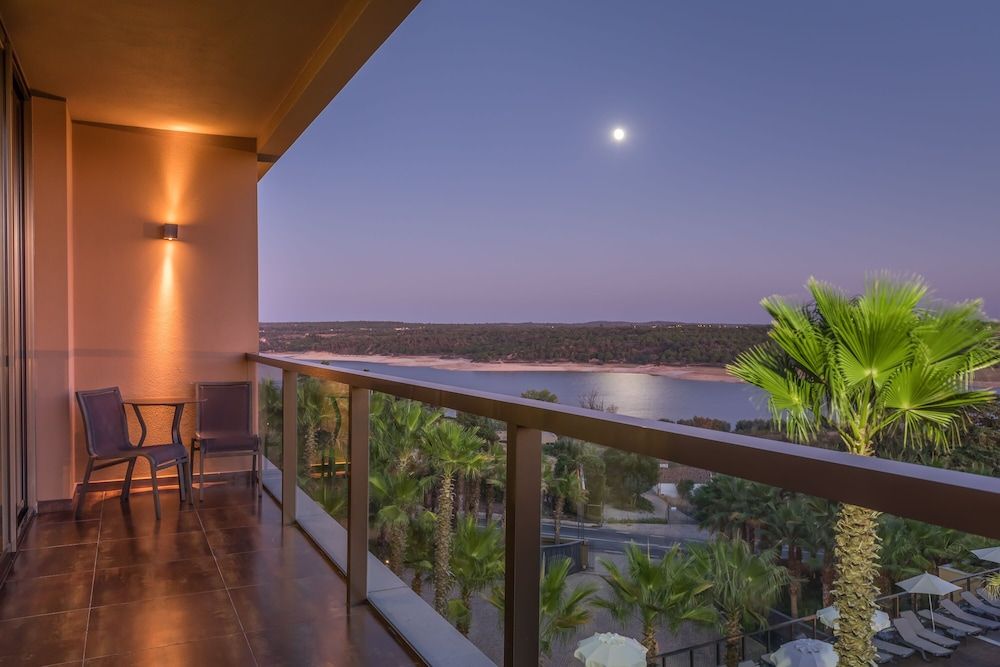 AP Lago Montargil Conference & Spa Suite, Lake View (Master) 6