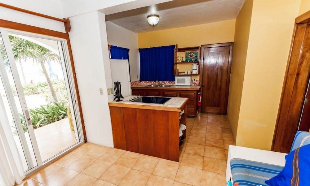 Caribbean Villas Hotel Suite, 1 Bedroom 4