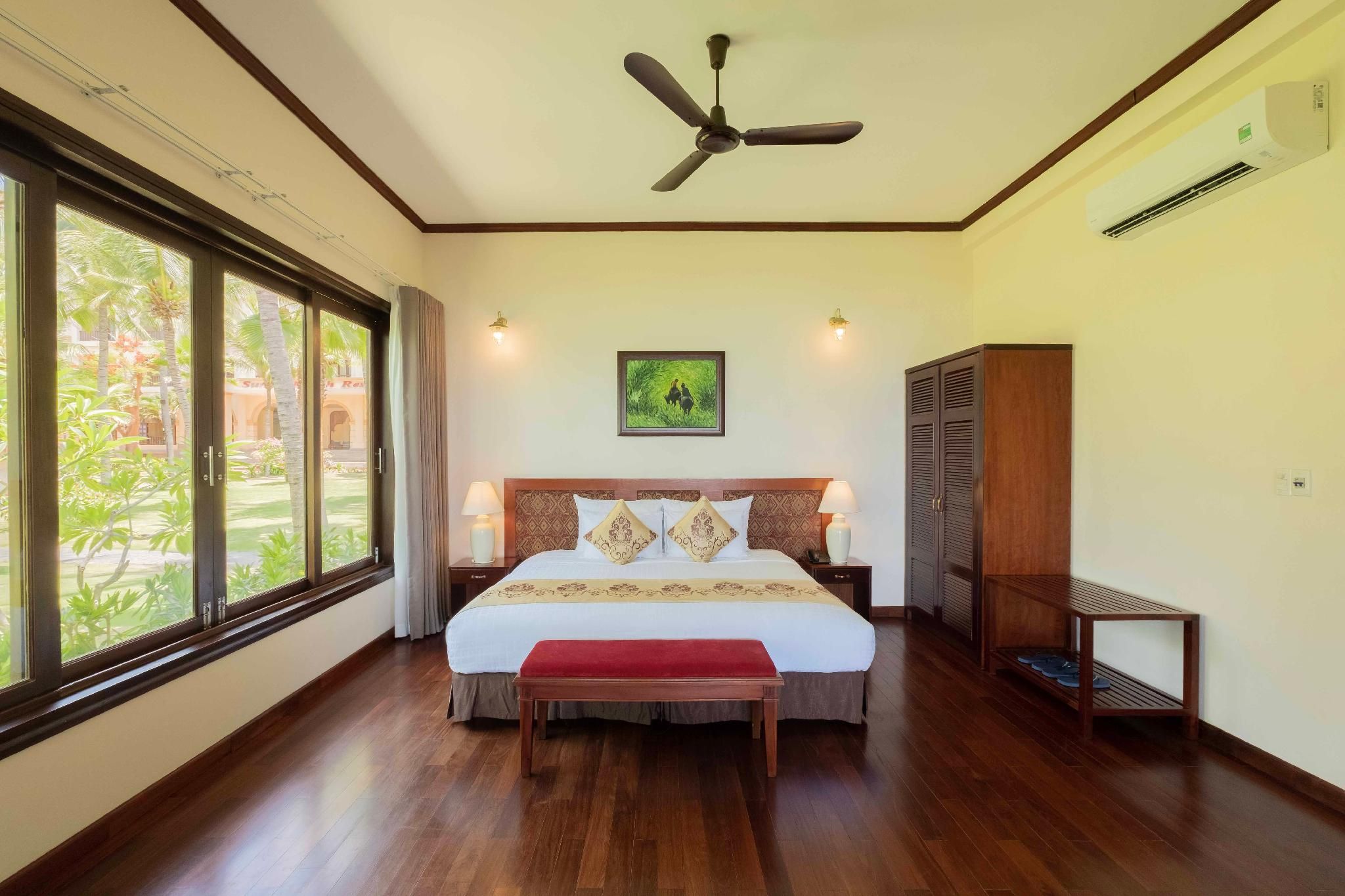 Beach Front Suite
