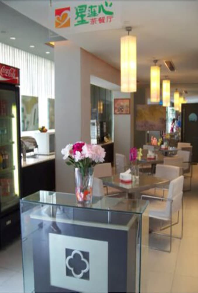undefined Jinjiang Inn Shenzhen Airport 6