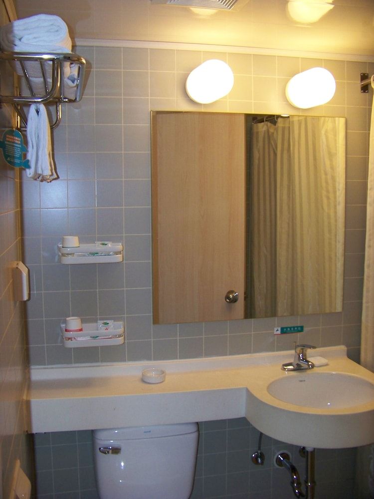 Jinjiang Inn Shenzhen Airport Single Room 4