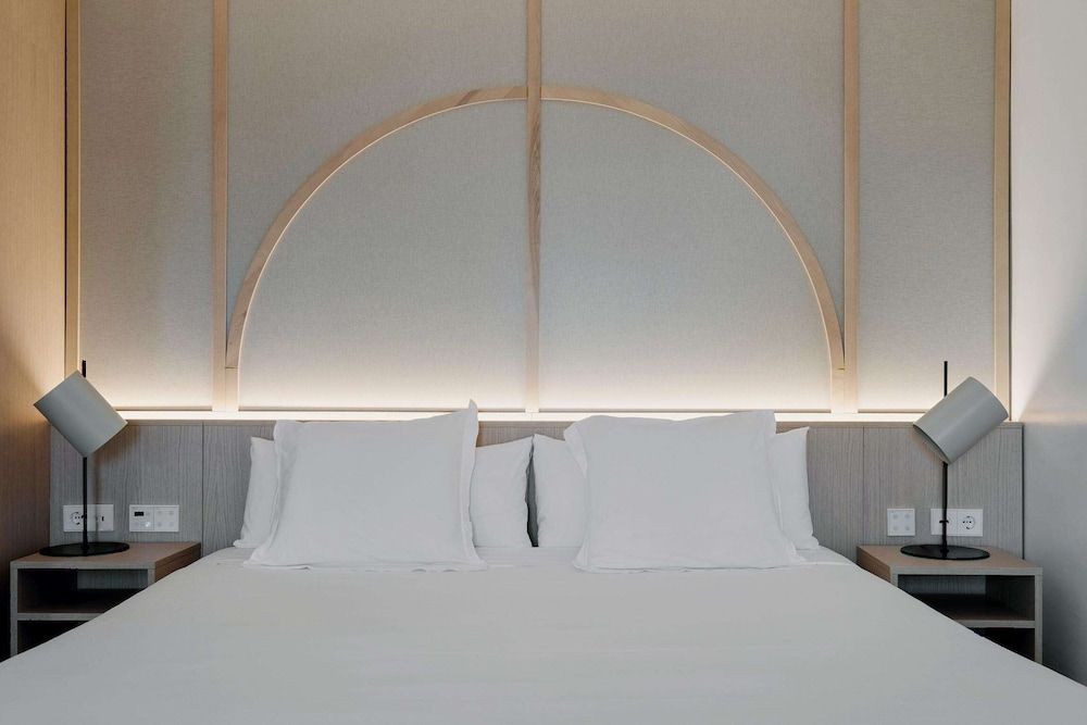 Standard Suite, 2 Bedrooms, Balcony