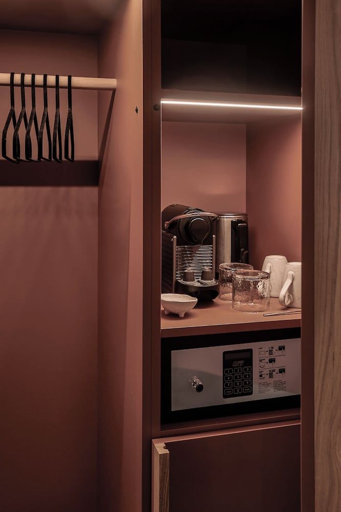 undefined ADELANTE Boutique Hotel 10
