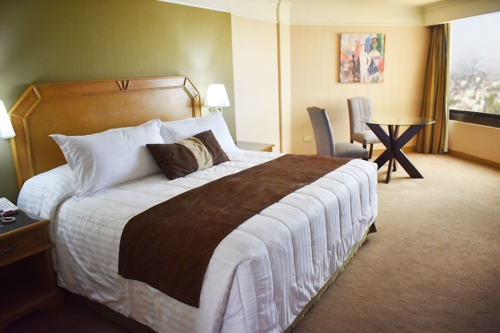 Hotel San Luis Lindavista Deluxe Room, 1 King Bed 3
