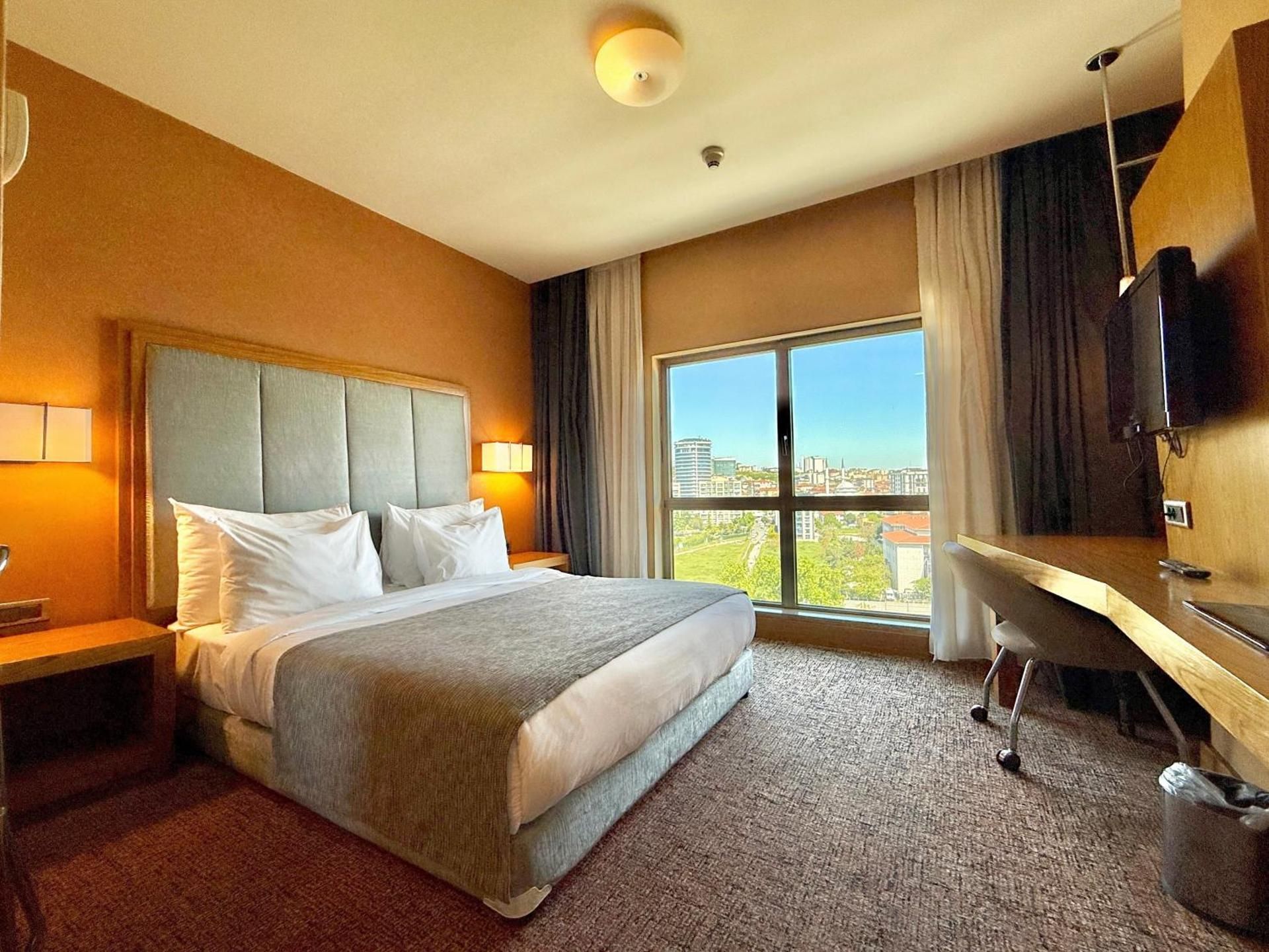 Standard Room City View
