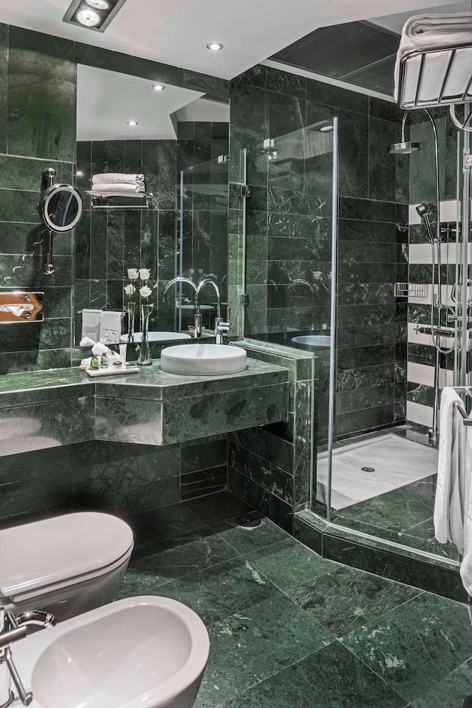 NH Collection Paseo del Prado Superior Room (Interior) 7