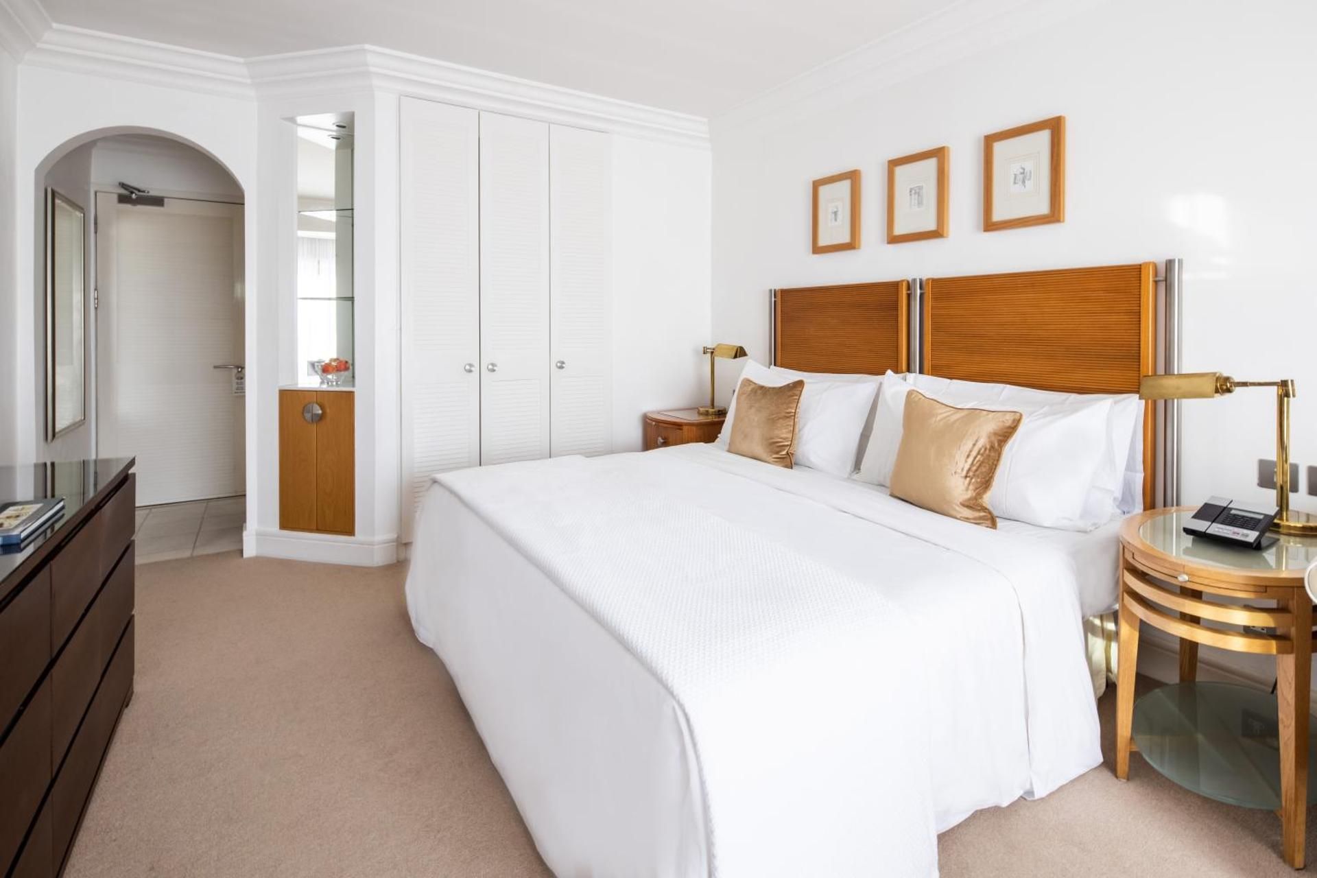 Double or Twin Room with Golf Course View