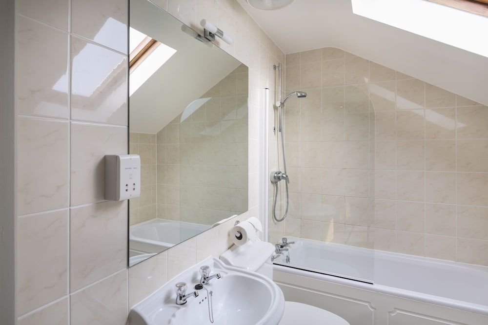 Best Western The Dartmouth Hotel Golf & Spa Family Room, 1 Double Bed, Non Smoking (with View) 8