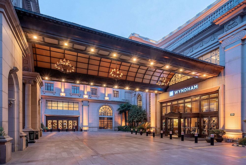 undefined Wyndham Shanghai Hongqiao 7