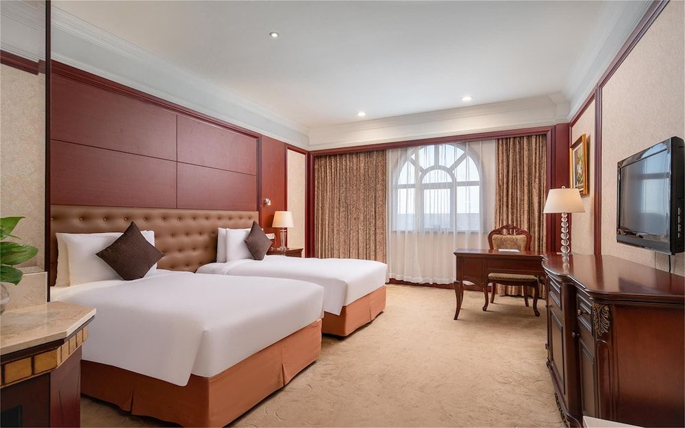 undefined Wyndham Shanghai Hongqiao 4