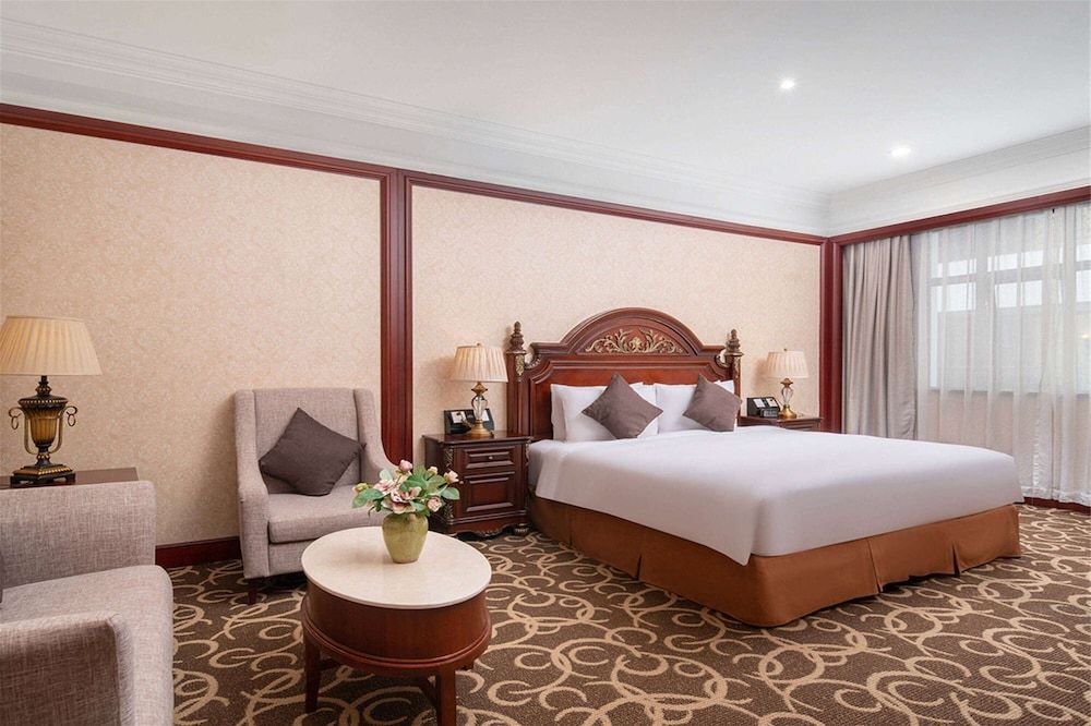 undefined Wyndham Shanghai Hongqiao