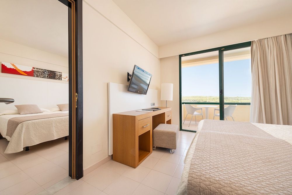 Double Room, Balcony