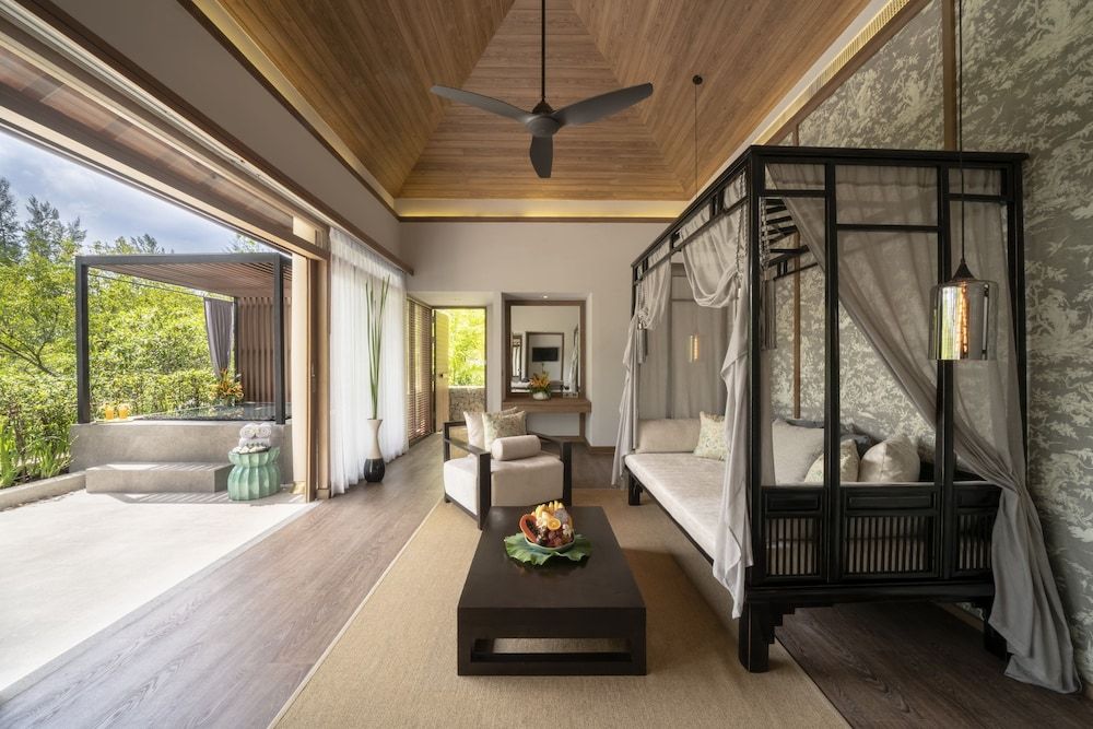 The Sarojin Jacuzzi Pool Suite 2