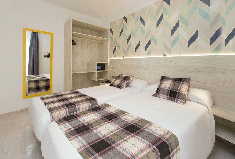 Hotel Vibra Lei Ibiza - Adults Only Double Room, 2 Twin Beds 3