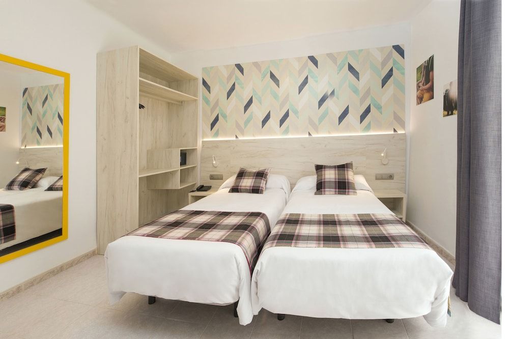 Hotel Vibra Lei Ibiza - Adults Only Double Room, 2 Twin Beds 4