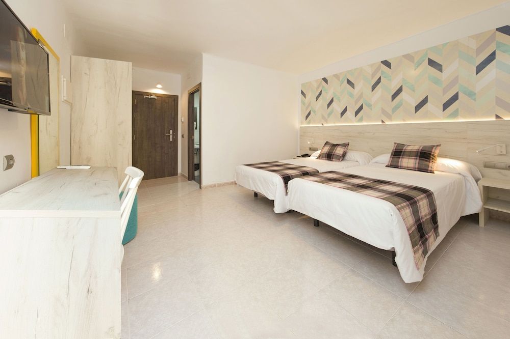 Hotel Vibra Lei Ibiza - Adults Only Double Room, 2 Twin Beds 2