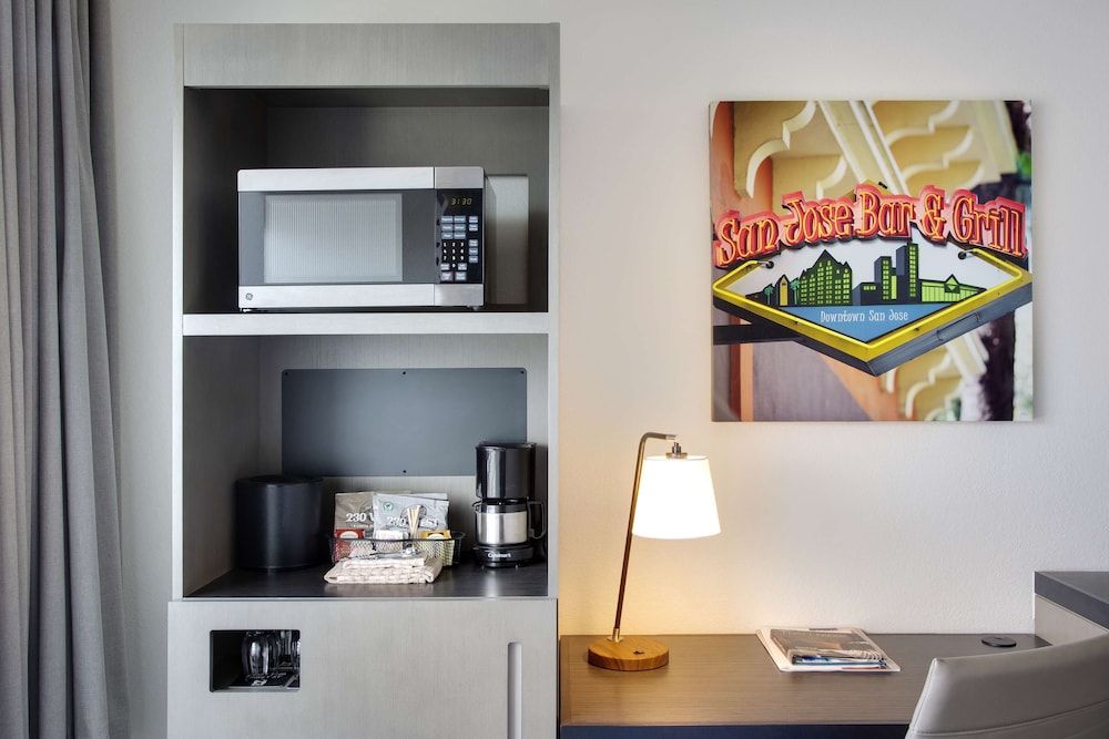 HYATT house San Jose/Silicon Valley Room, 2 Queen Beds 4