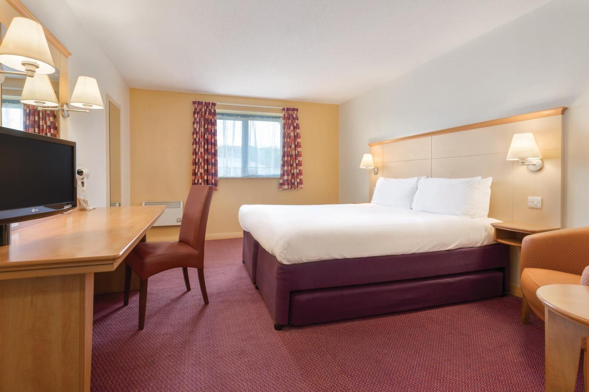 1 Double Bed Non-Smoking