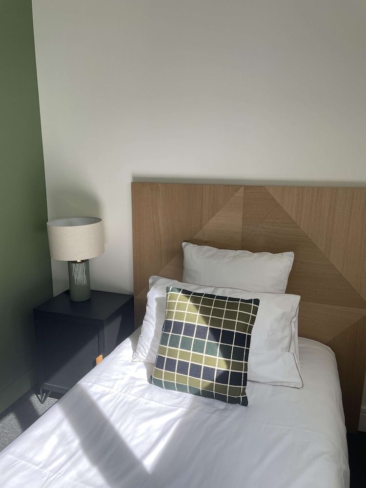 Economy Single Room
