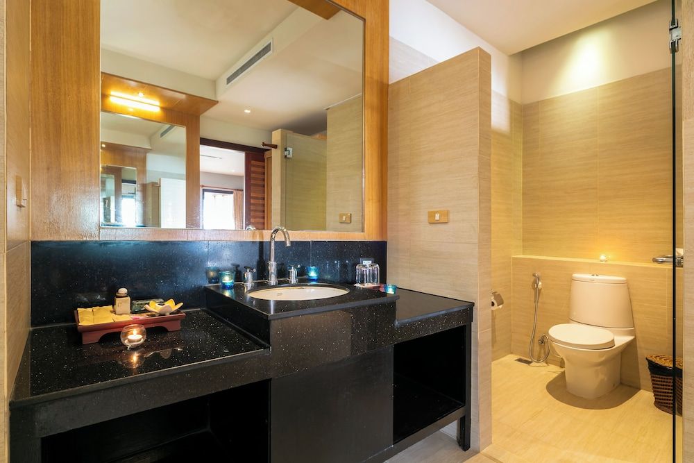 Ayara Kamala Resort & Spa Grand Thai with Natural Ocean View & Spa Bath 9