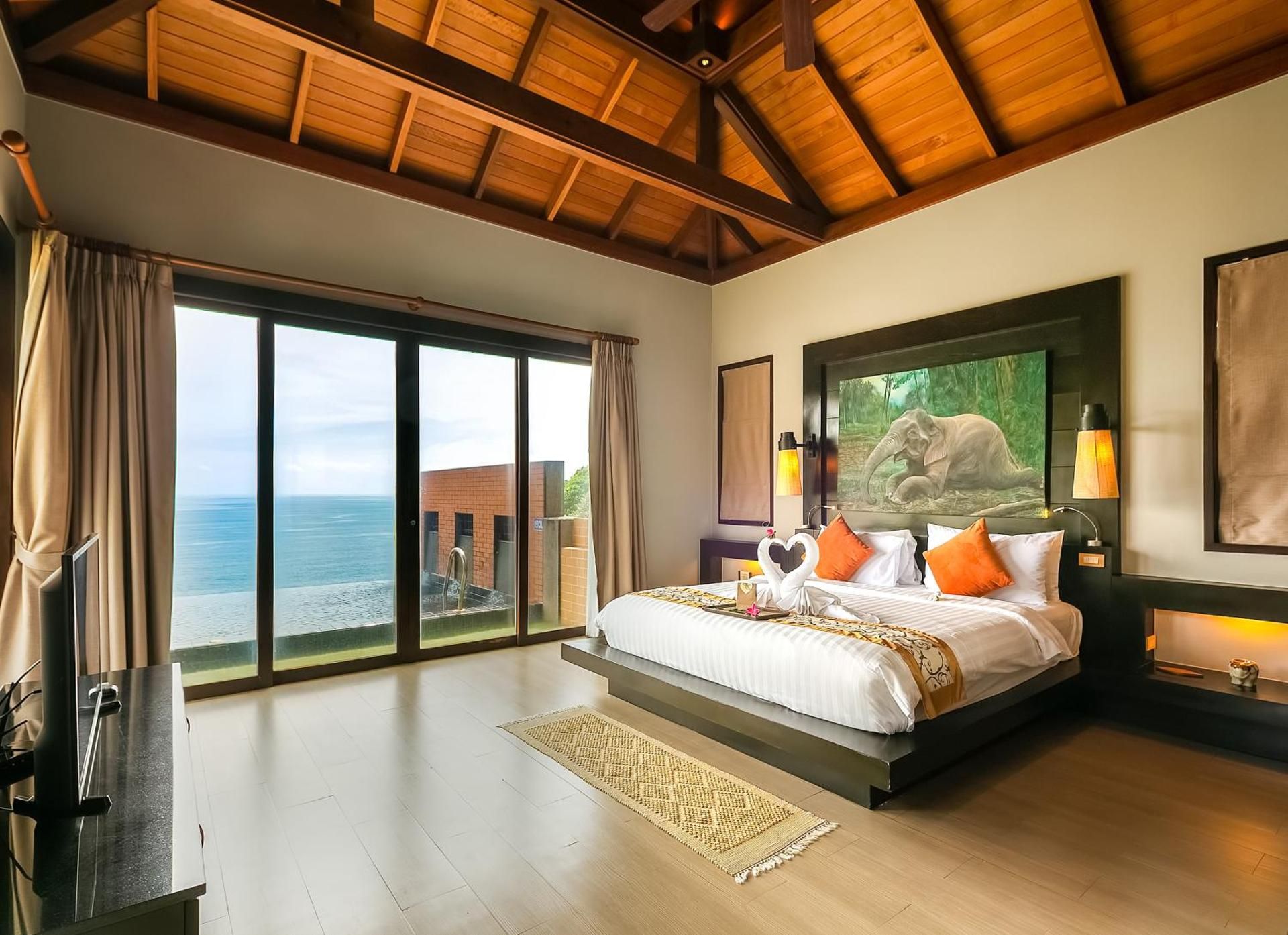 Grand Pool Villa