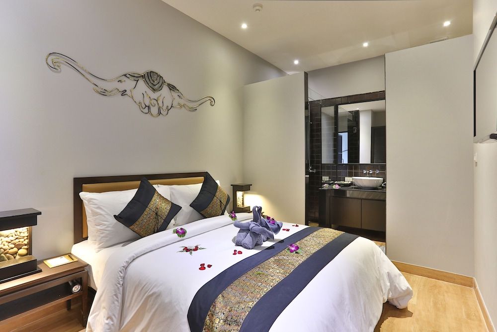 2 Bedroom with Pool, Forest View
