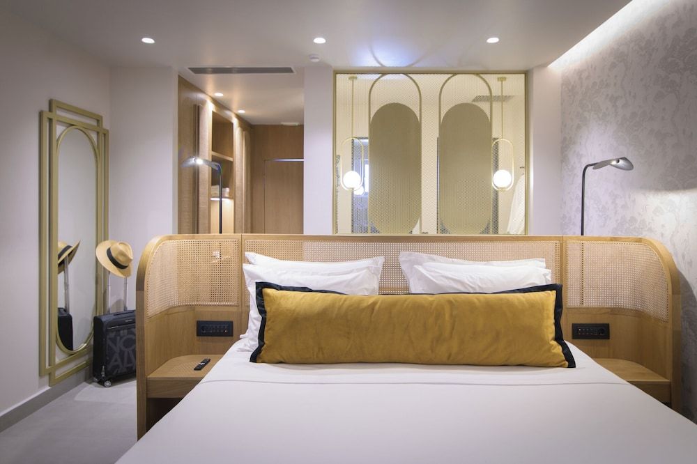 Premium Studio Suite, 1 King Bed, Private Pool, Sea View