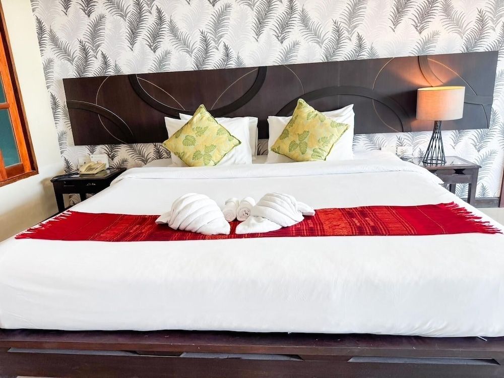 Pattawia Resort & Spa Deluxe Room, 1 King Bed 2
