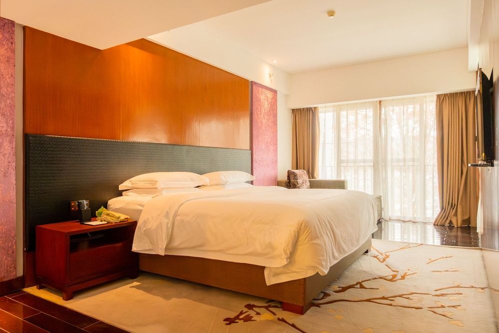 undefined Baiyun Lakeside Hotel 4