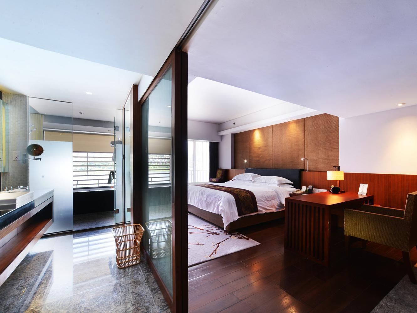 undefined Baiyun Lakeside Hotel 3
