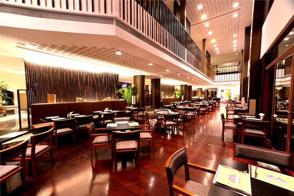 undefined Baiyun Lakeside Hotel 5